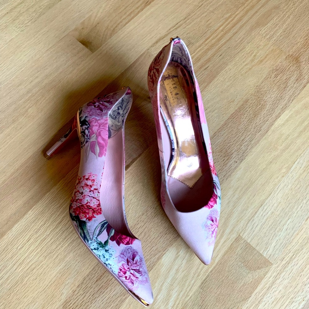 Ted Baker silk floral shoes pumps heels pink sz 8.5